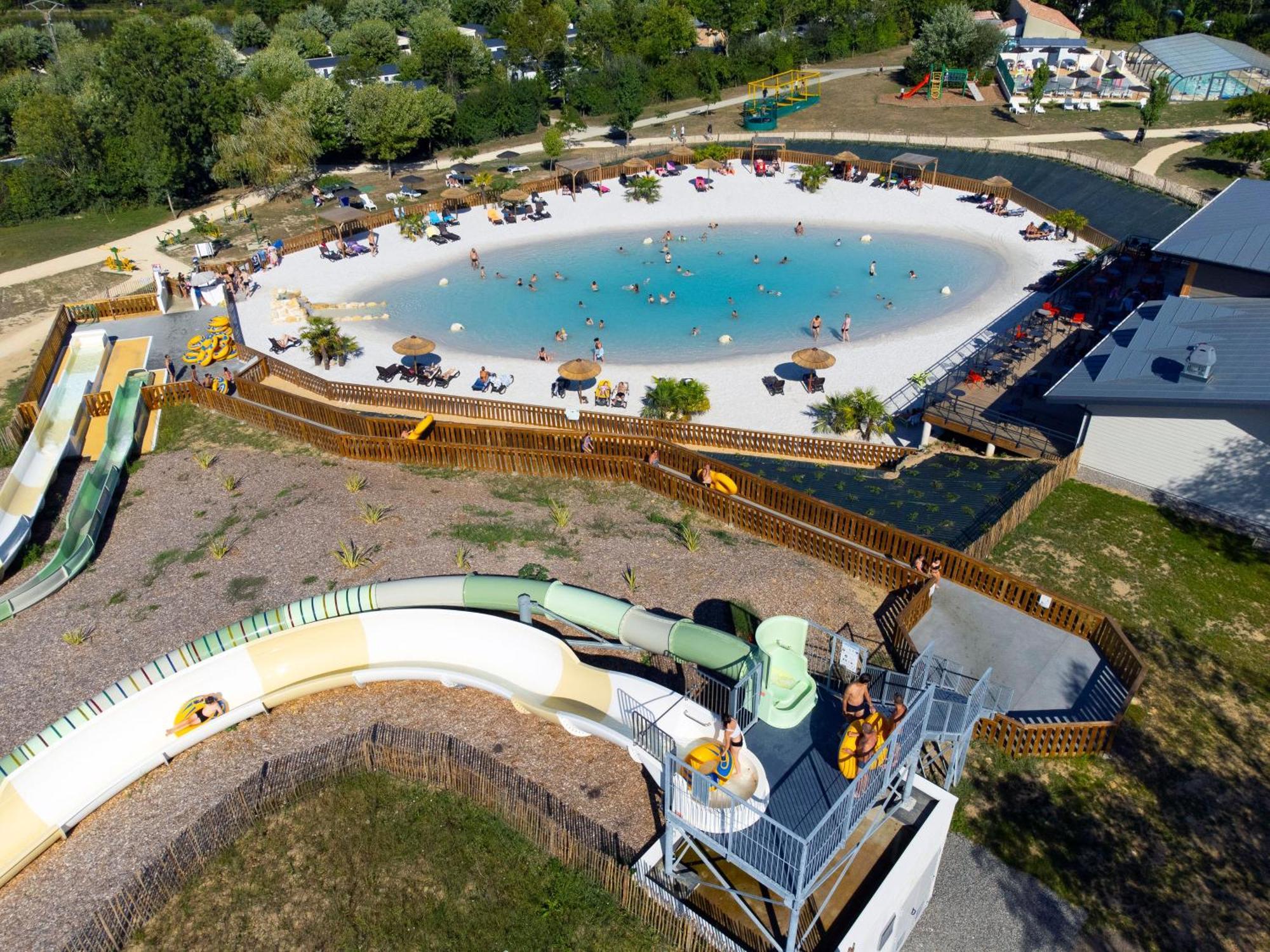 Camping Aubigny-Les Clouzeaux Aubigny  Extérieur photo